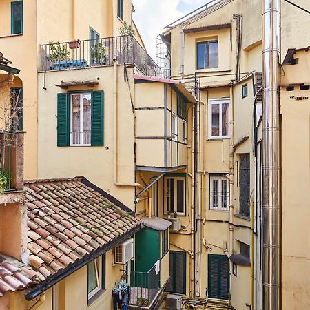 Апартаменты La Perla Di Trevi Рим Экстерьер фото
